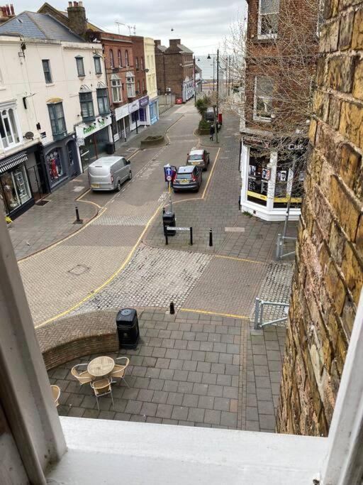 Herne Bay Central - 2 Minutes From Beach Apartment المظهر الخارجي الصورة